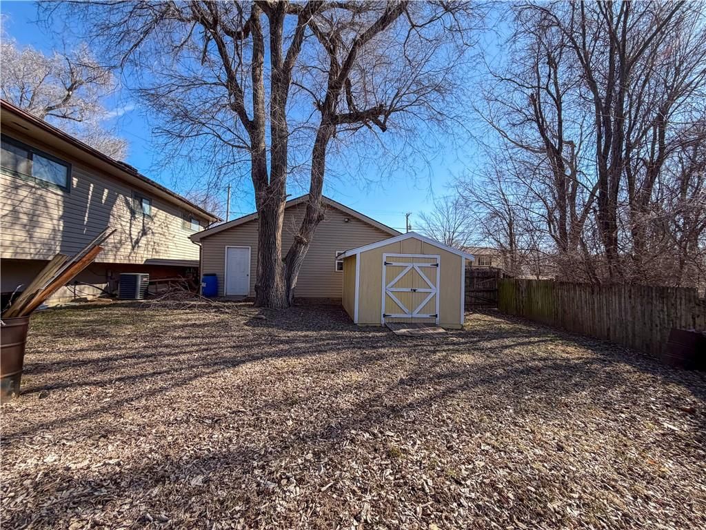 6004 NE Amazonia Road — photo 33