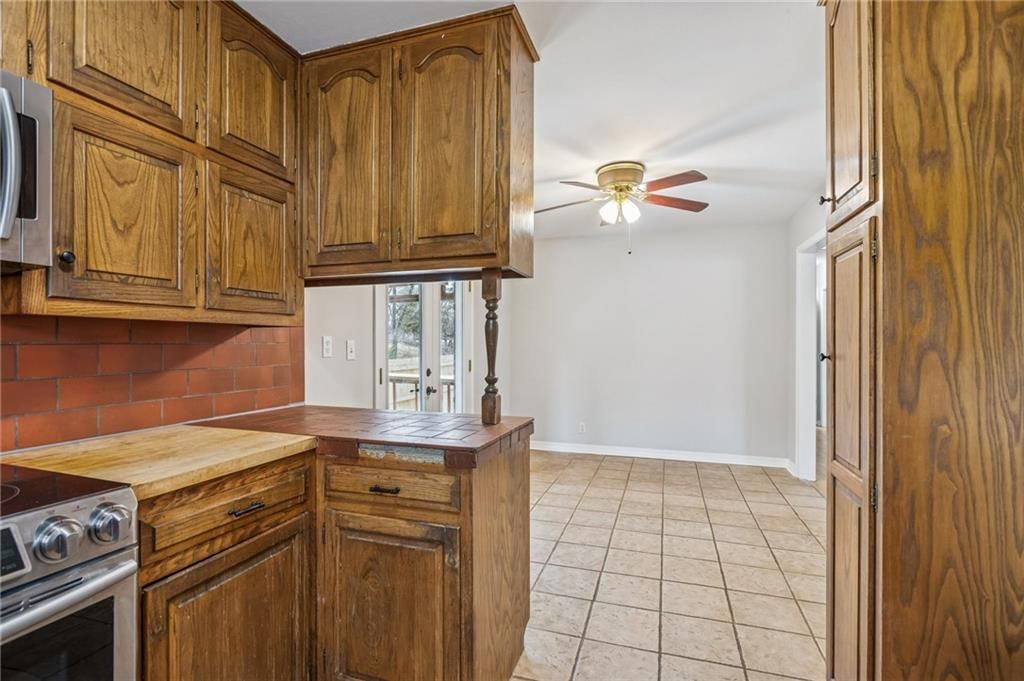 507 SW Stratford Road — photo 10