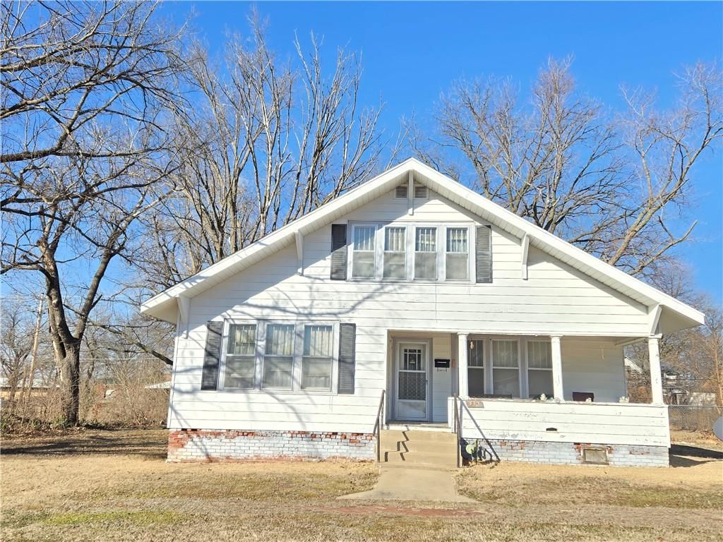 310 E 5th Street, Cherryvale, KS