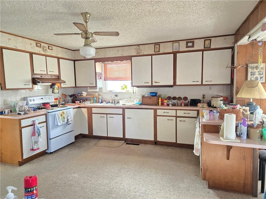 310 E 5th Street — photo 28