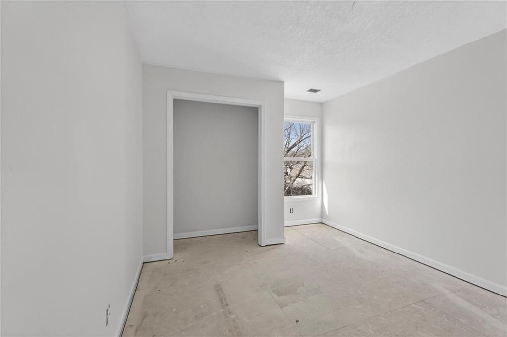 21526 W 51st Terrace — photo 32