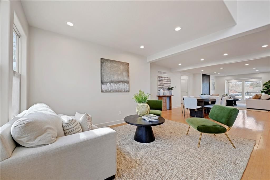 9515 Lee Boulevard — photo 14