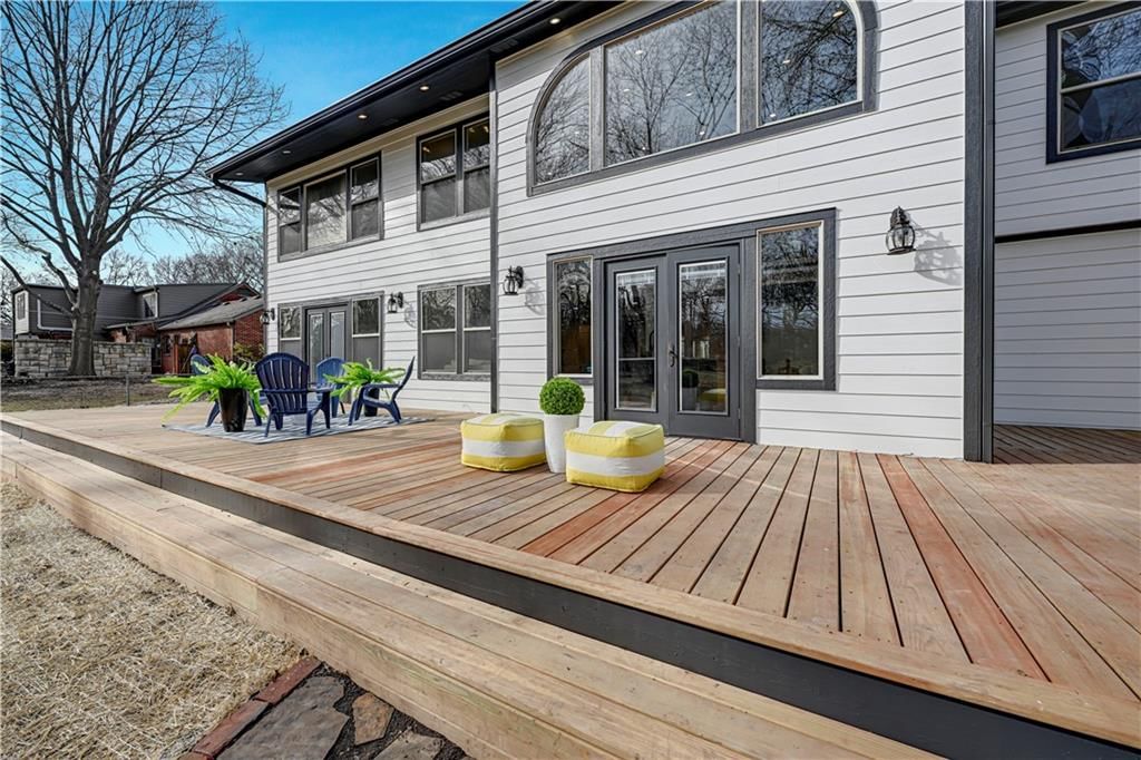 9515 Lee Boulevard — photo 46
