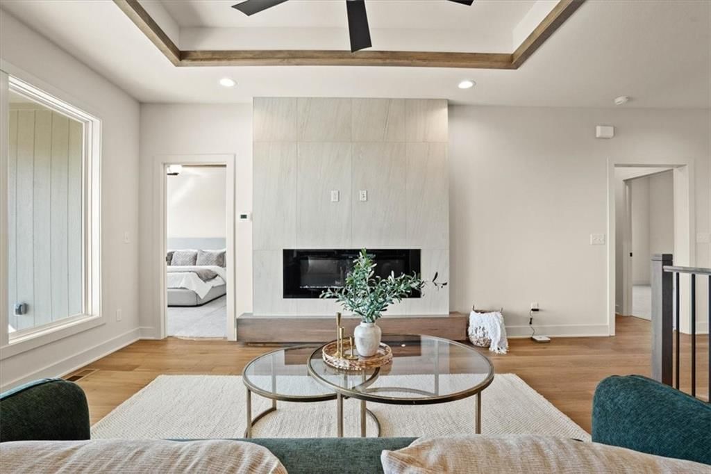 1227 Larkspur Place — photo 4