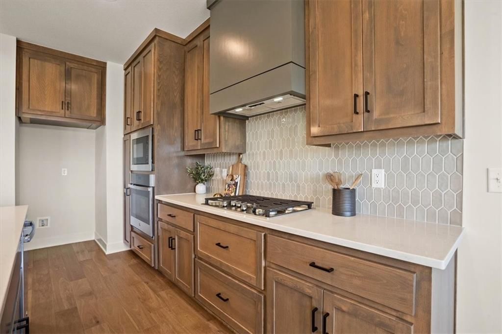 1227 Larkspur Place — photo 9