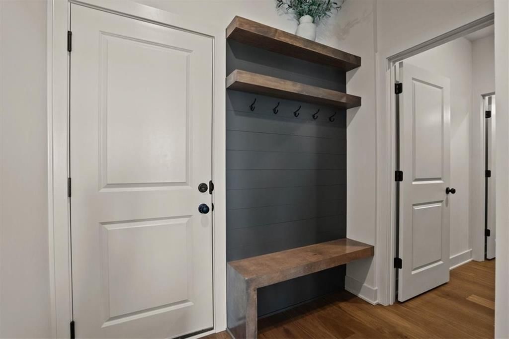 1227 Larkspur Place — photo 12