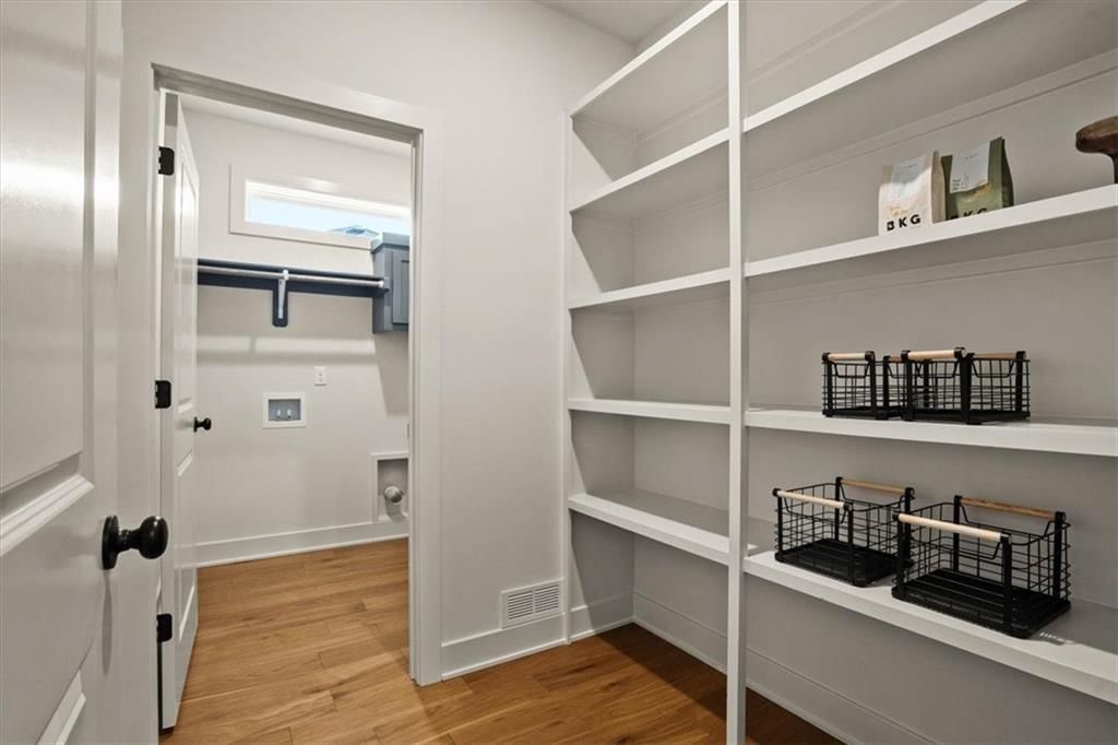 1227 Larkspur Place — photo 13