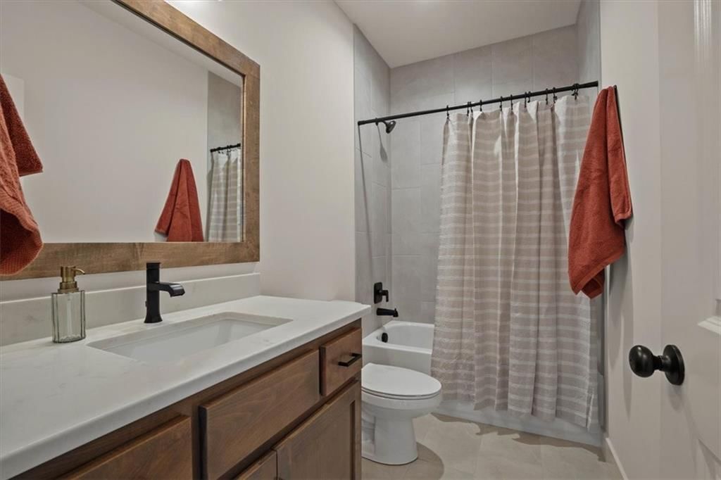 1227 Larkspur Place — photo 15
