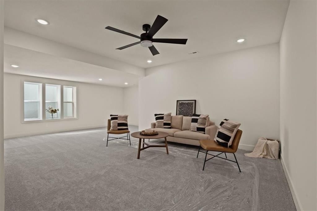 1227 Larkspur Place — photo 23