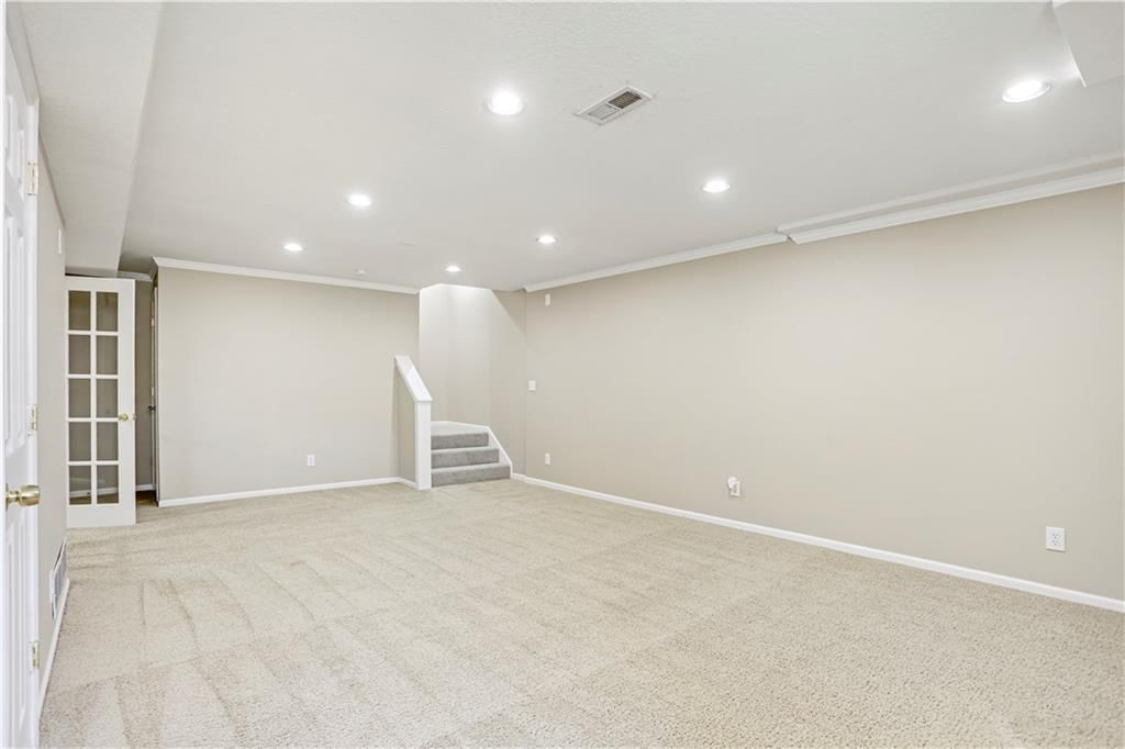 6715 W 148th Terrace — photo 11