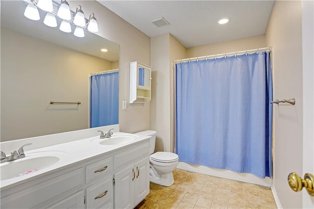 6715 W 148th Terrace — photo 18