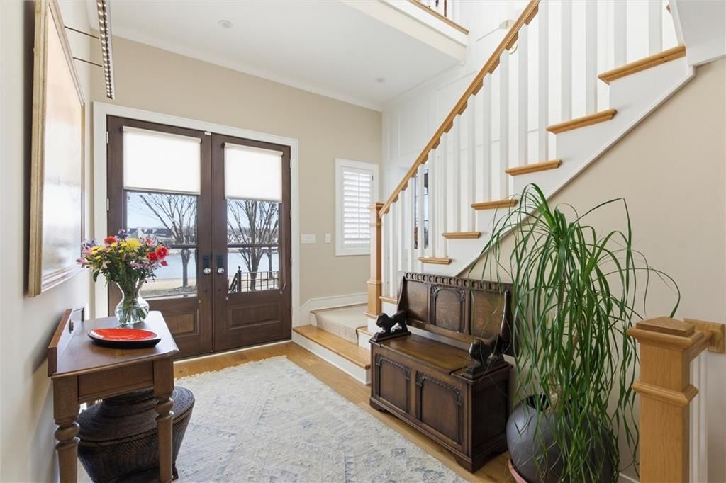 9330 Rosewood Drive — photo 3