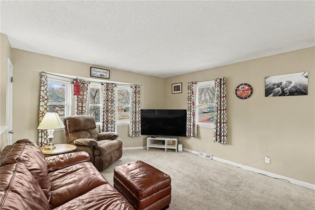 4745 Slater Street — photo 5