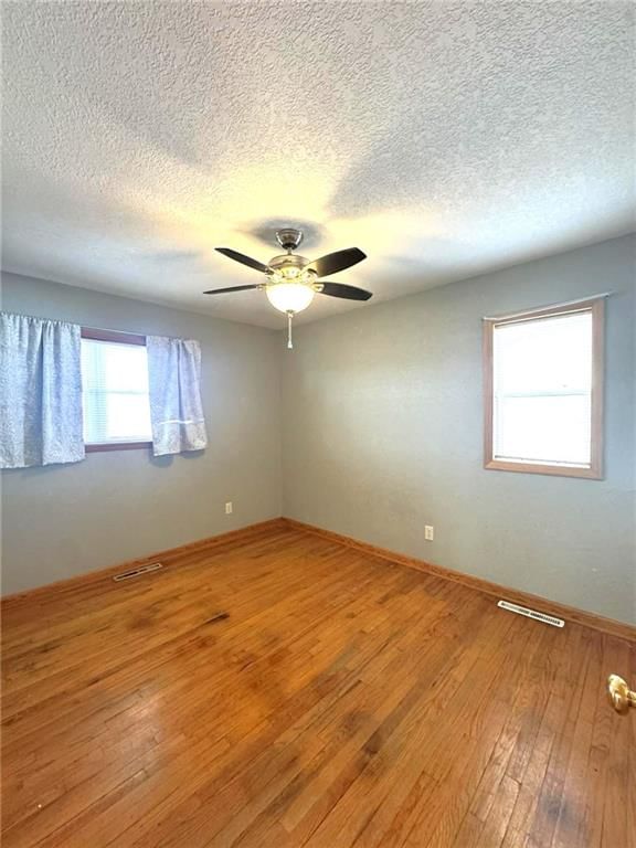1409 College Drive — photo 4
