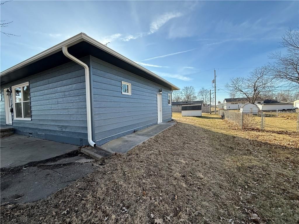 109 sioux Street — photo 4