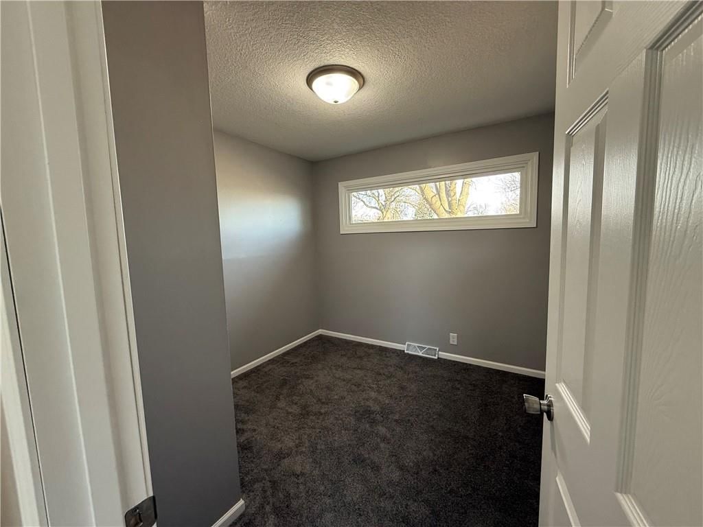 109 sioux Street — photo 5