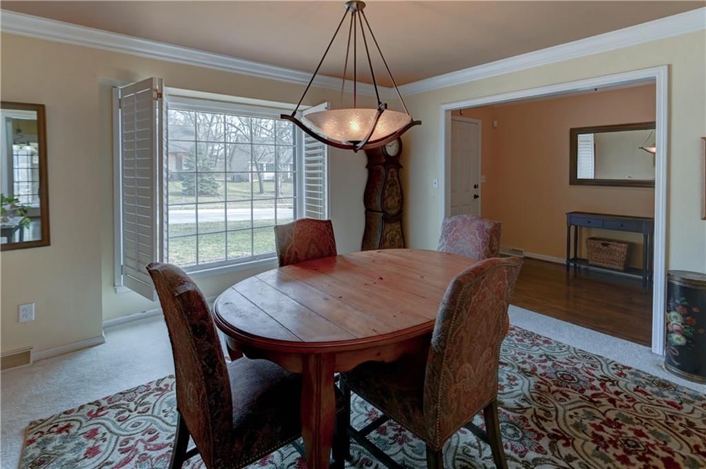 6512 Widmer Road — photo 4