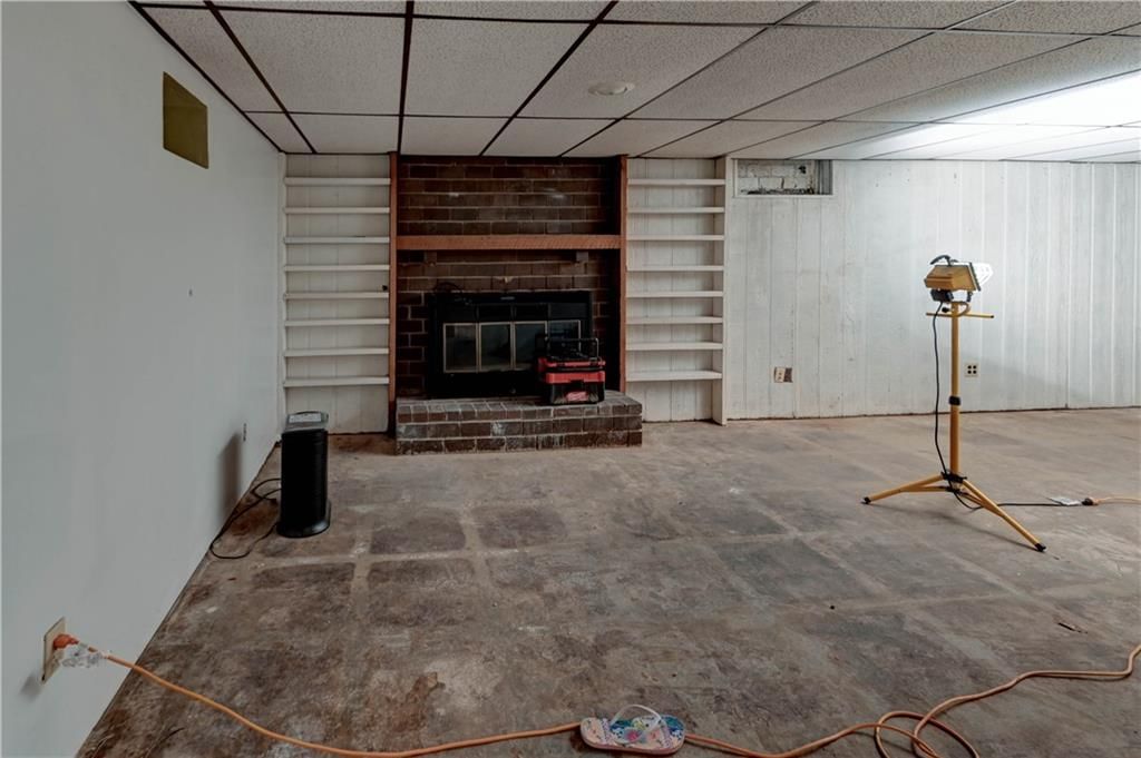 6512 Widmer Road — photo 49