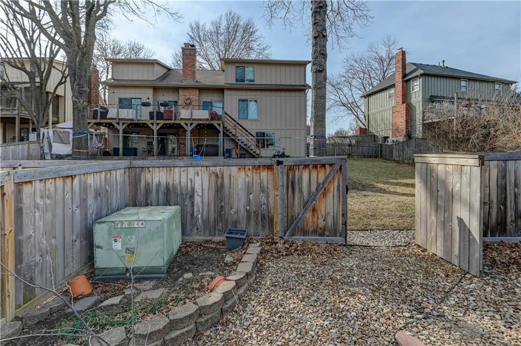 6512 Widmer Road — photo 58