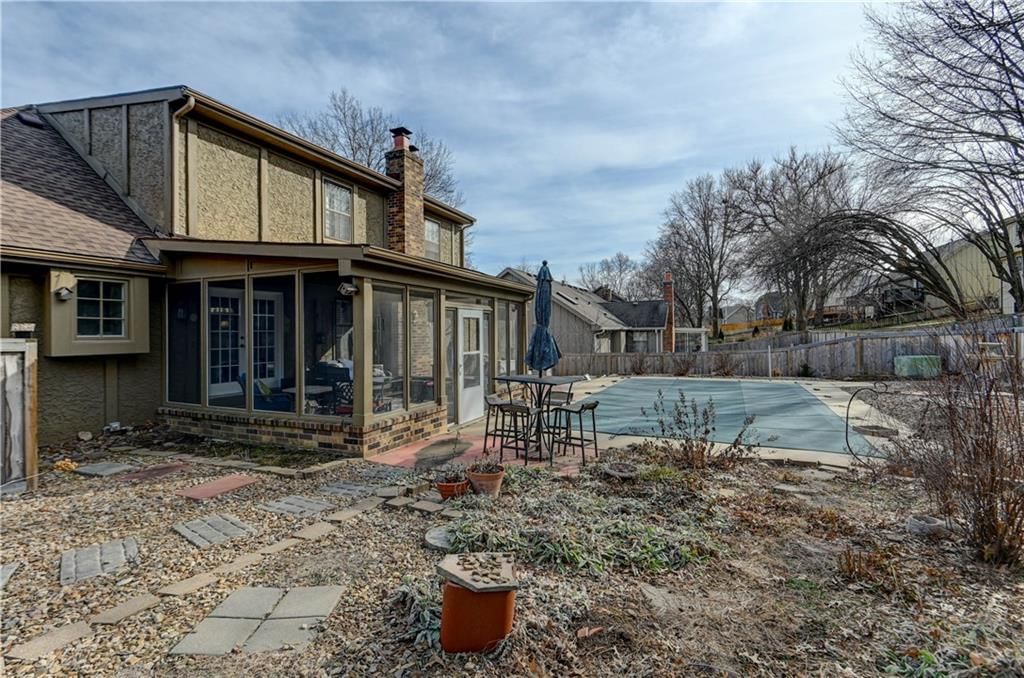 6512 Widmer Road — photo 61