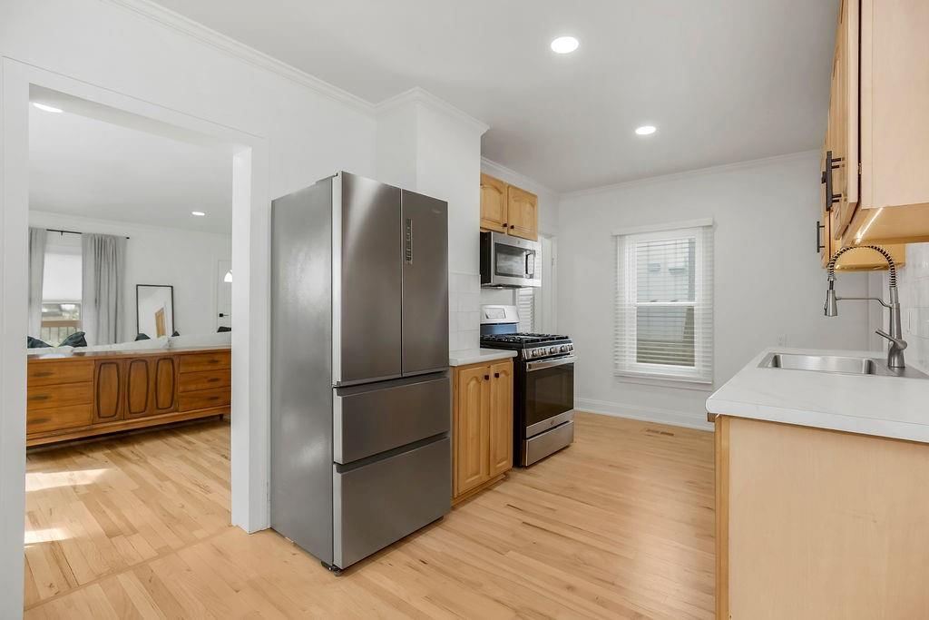 4525 Bell Street — photo 12