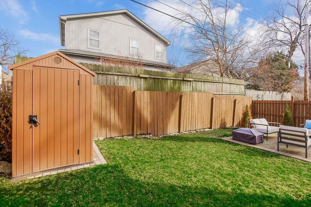 4525 Bell Street — photo 28
