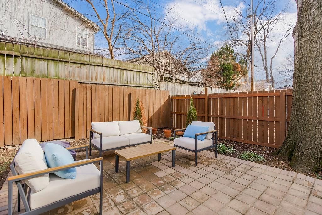 4525 Bell Street — photo 29