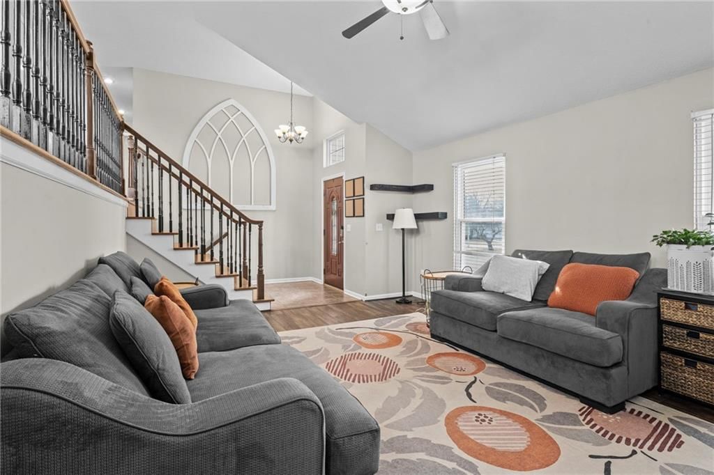 341 N Pine Street — photo 5