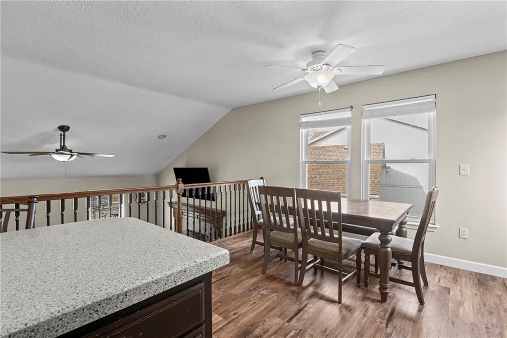 341 N Pine Street — photo 9