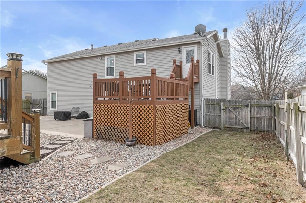 341 N Pine Street — photo 29