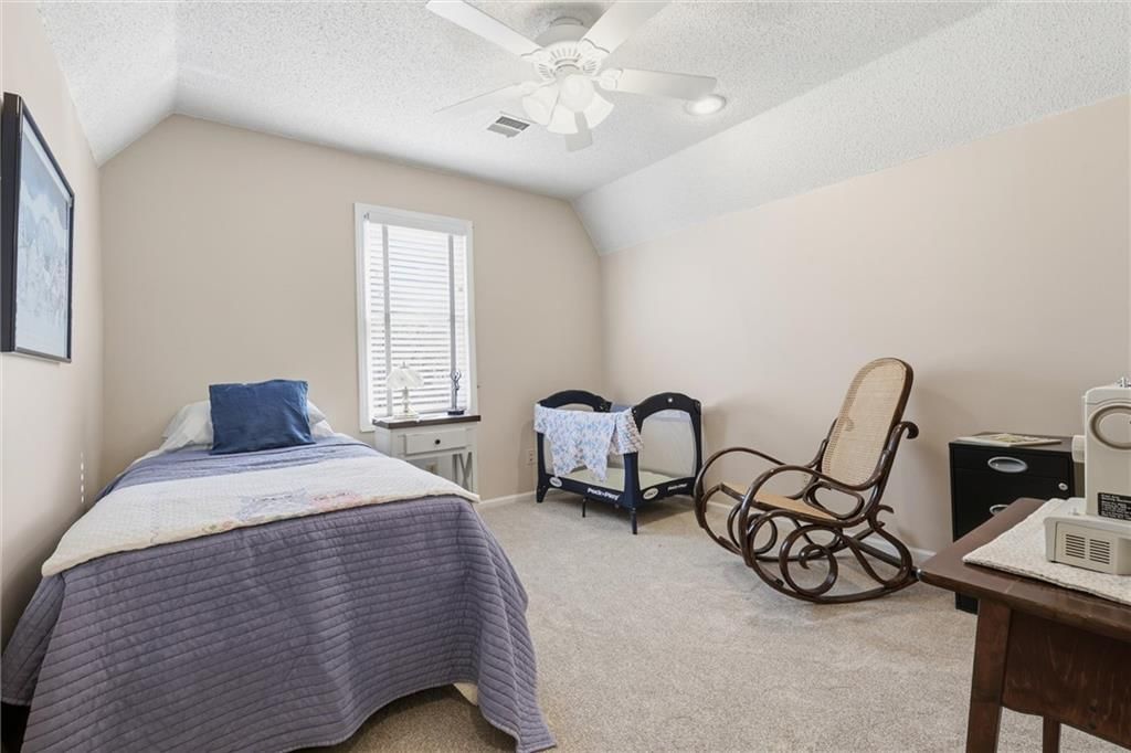 12526 Walmer Street — photo 26
