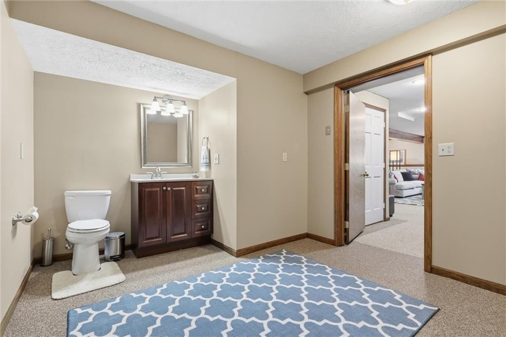 12526 Walmer Street — photo 33