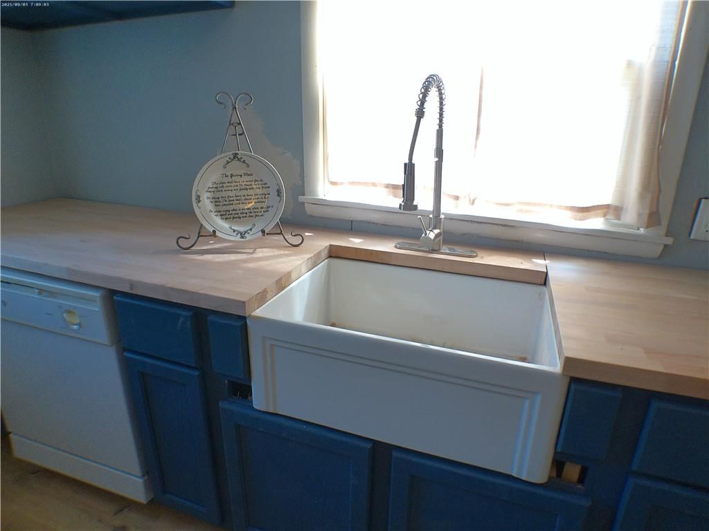 531 S Willow Street — photo 2