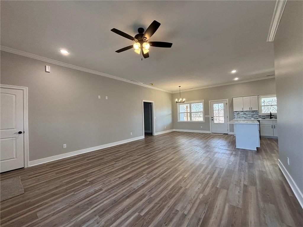 205 N Cedar Street — photo 6