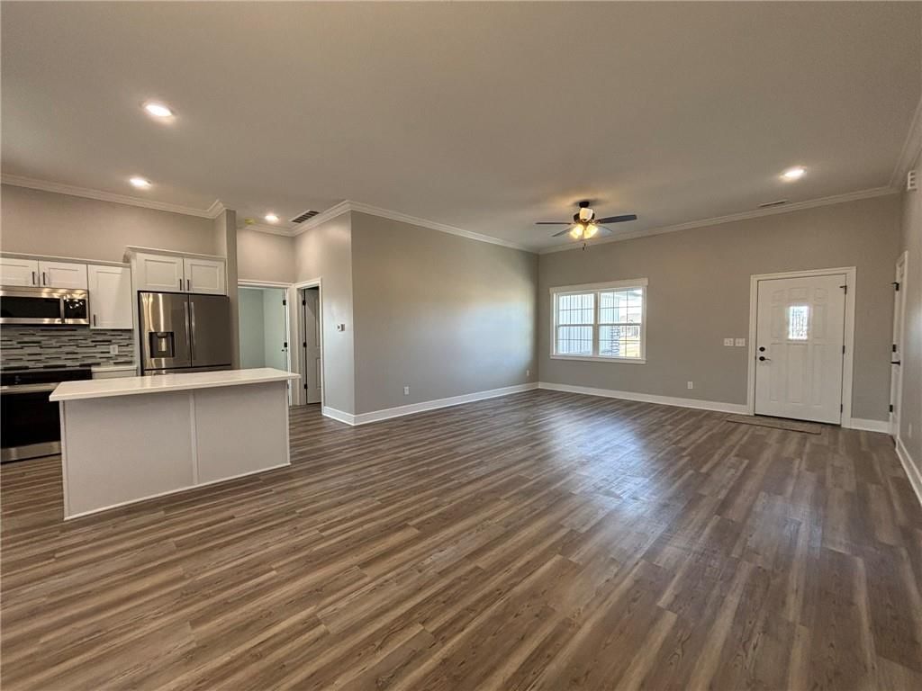 205 N Cedar Street — photo 11