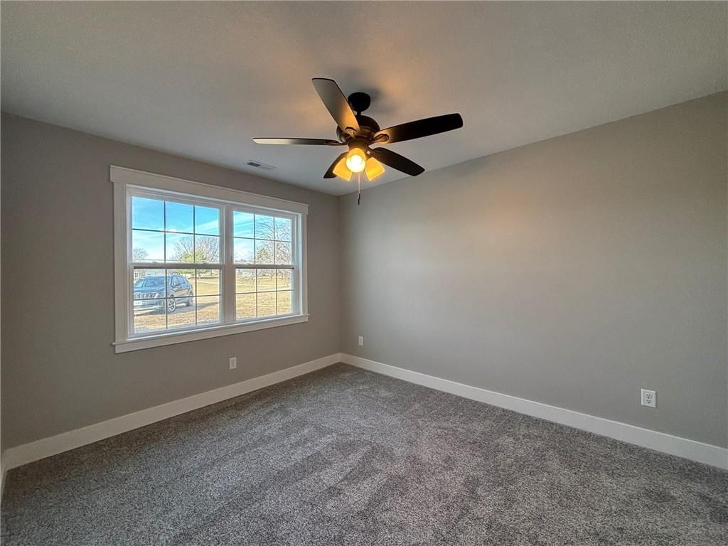 205 N Cedar Street — photo 28