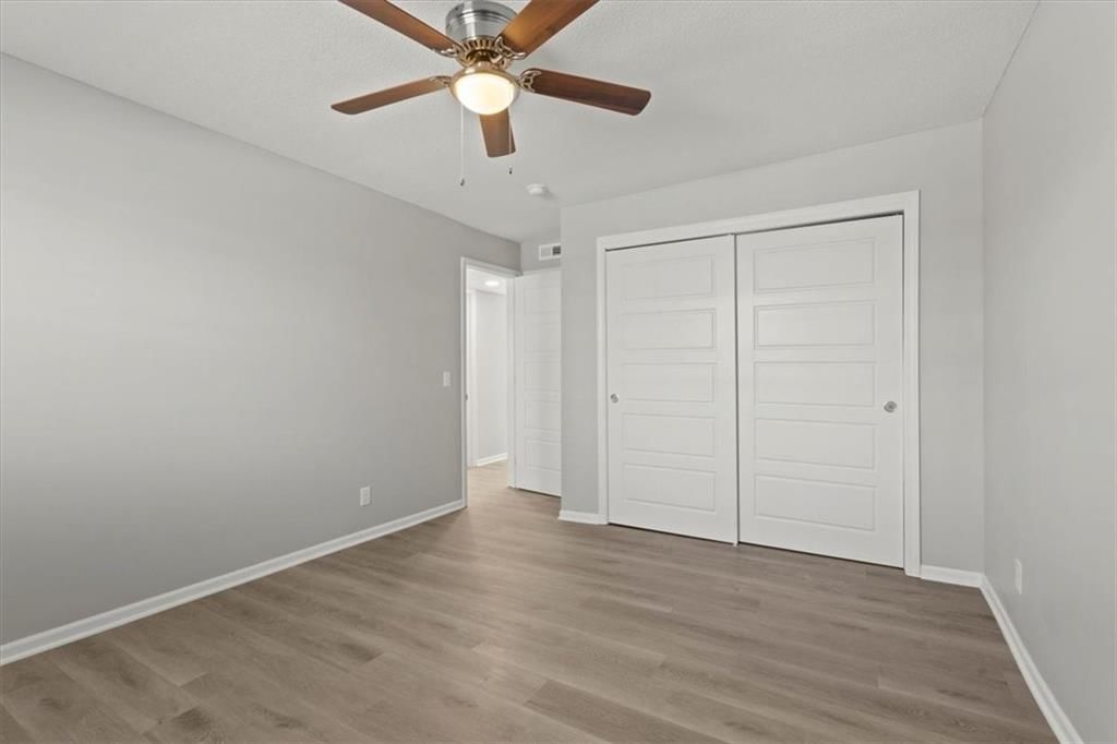 6206 Robinson Street — photo 15