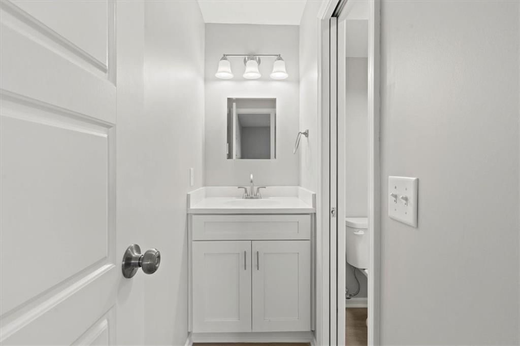 6206 Robinson Street — photo 19