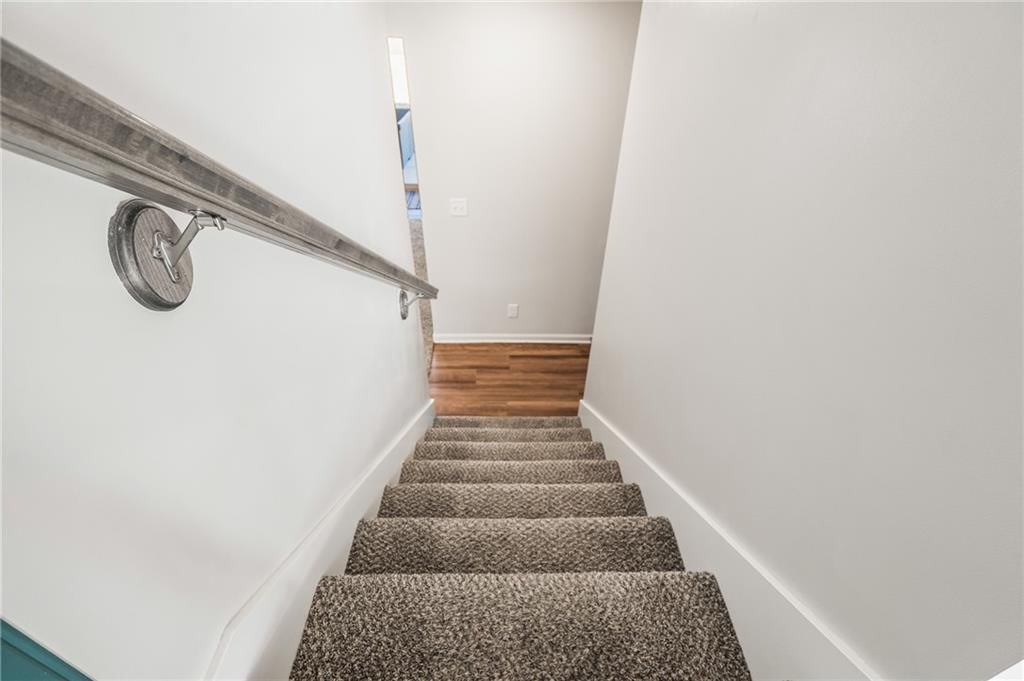 709 Shane Lane — photo 35