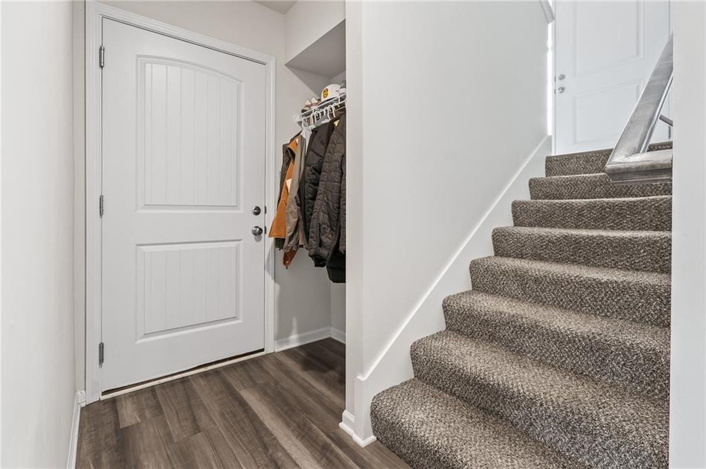 709 Shane Lane — photo 36