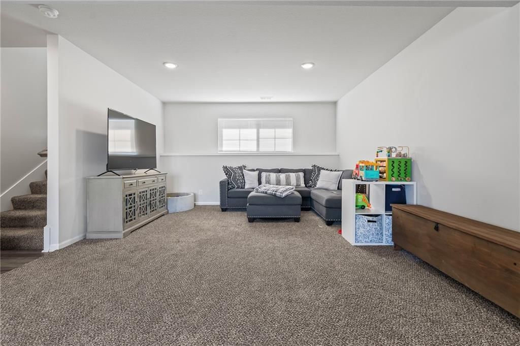 709 Shane Lane — photo 38