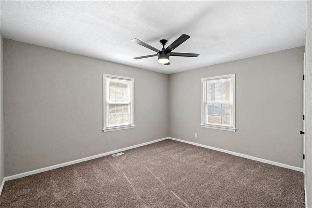 7404 E 56th Terrace — photo 12
