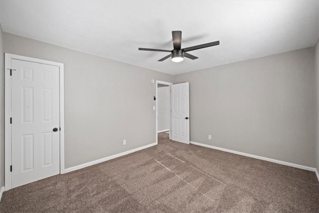 7404 E 56th Terrace — photo 13