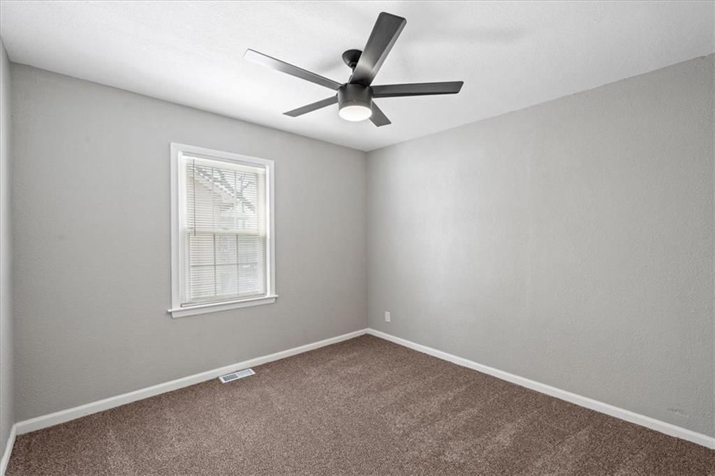 7404 E 56th Terrace — photo 14