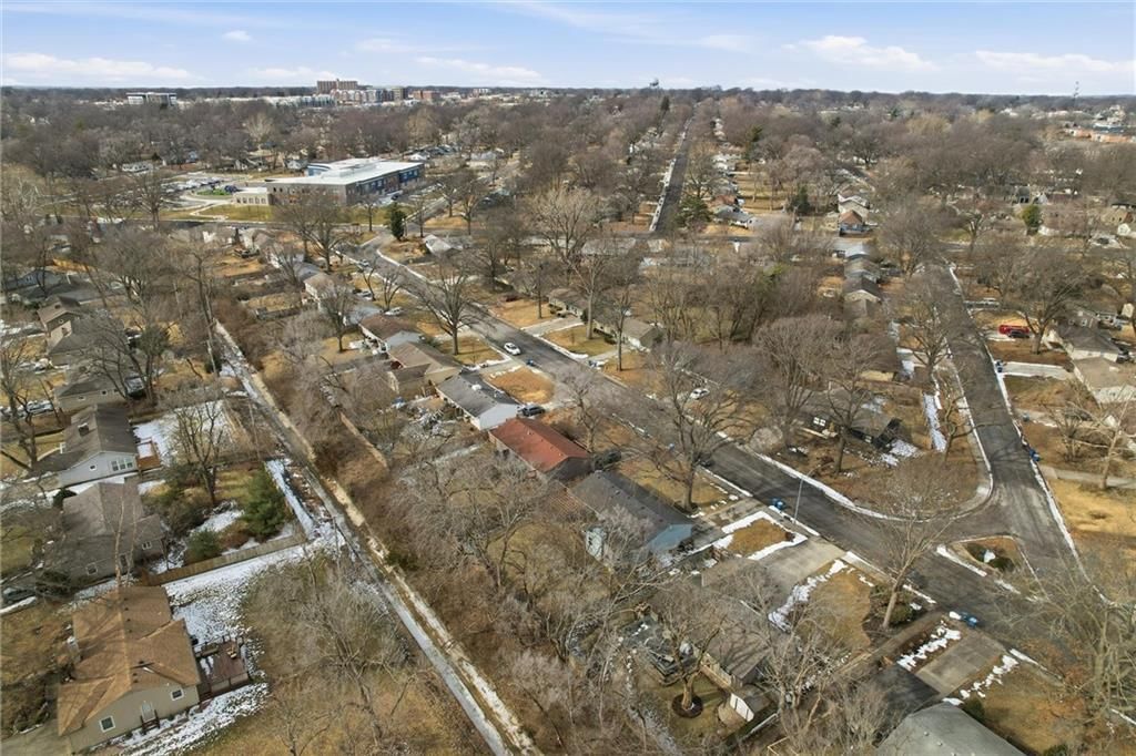 7705 Colonial Drive — photo 38