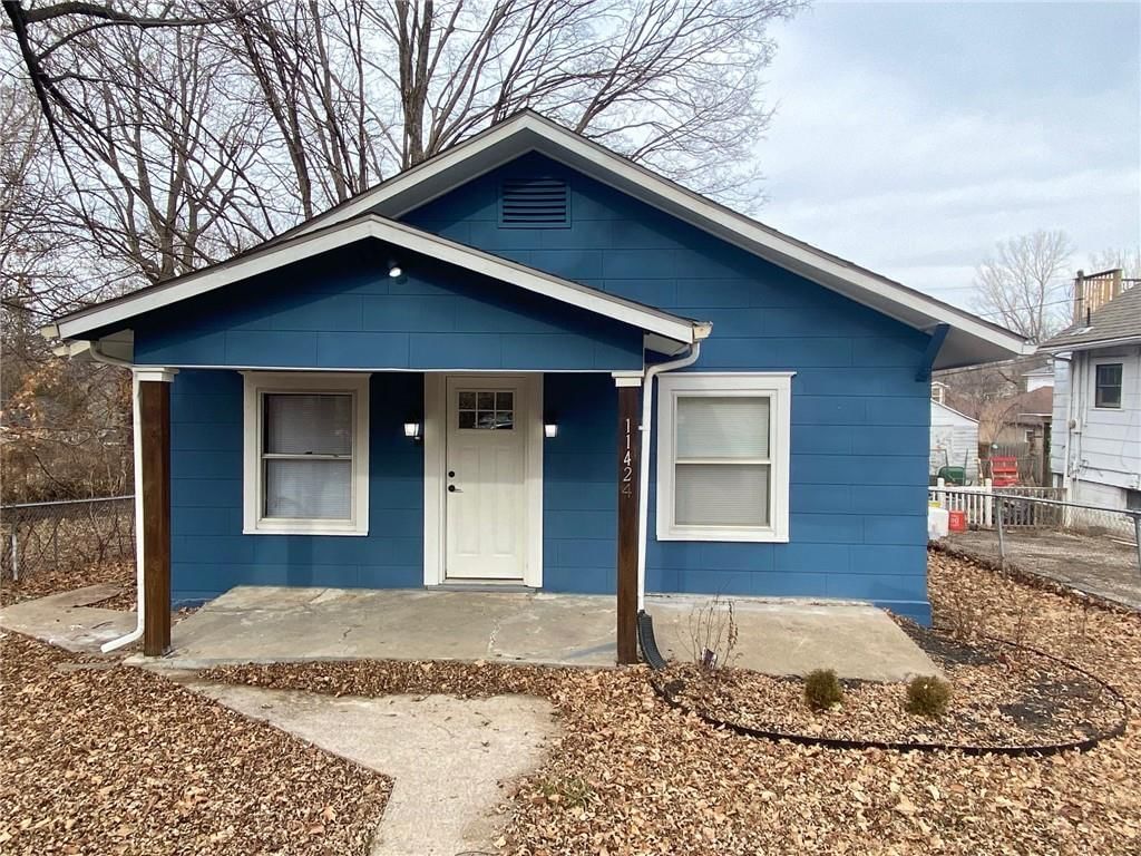 11424 E 17th Street S, Independence, MO