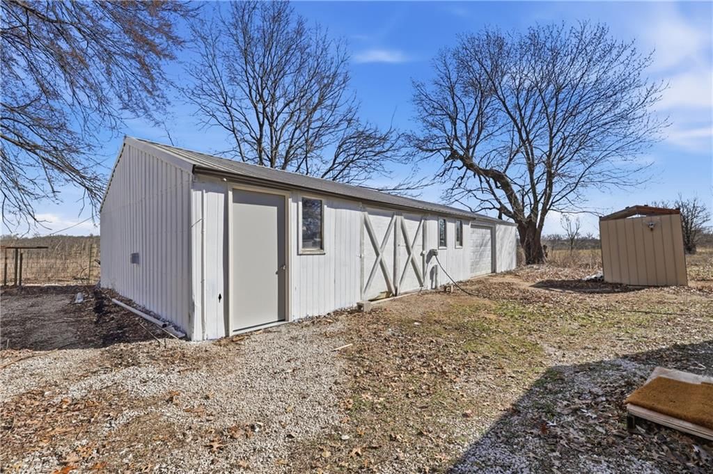 786 NW 100th Road — photo 38