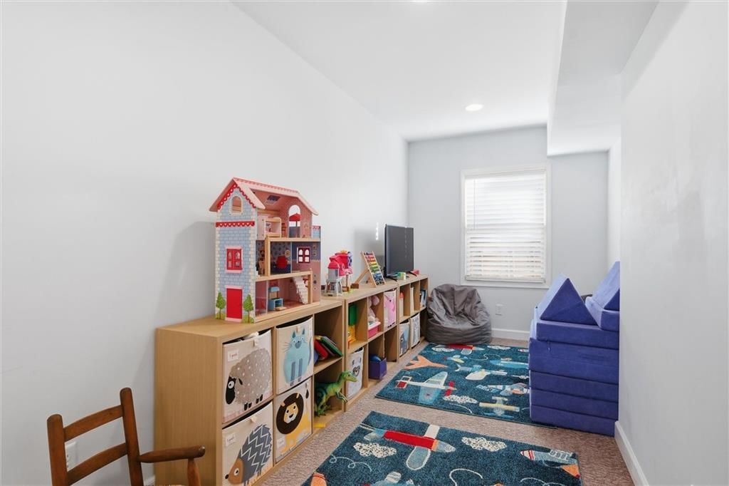 841 W 71st Terrace — photo 8