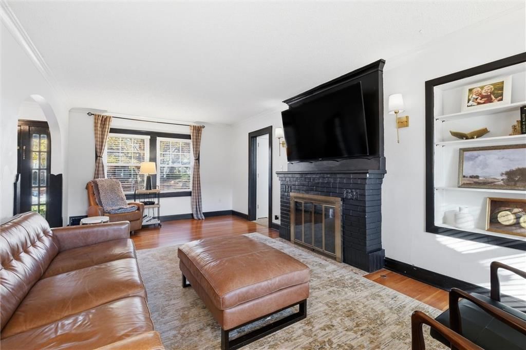 841 W 71st Terrace — photo 9
