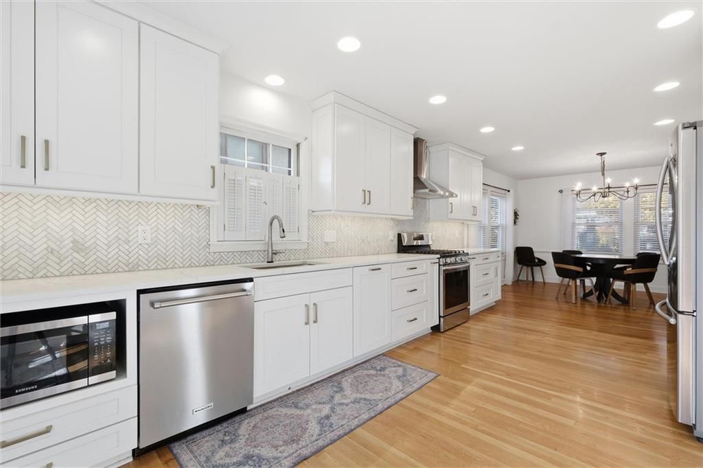 841 W 71st Terrace — photo 15